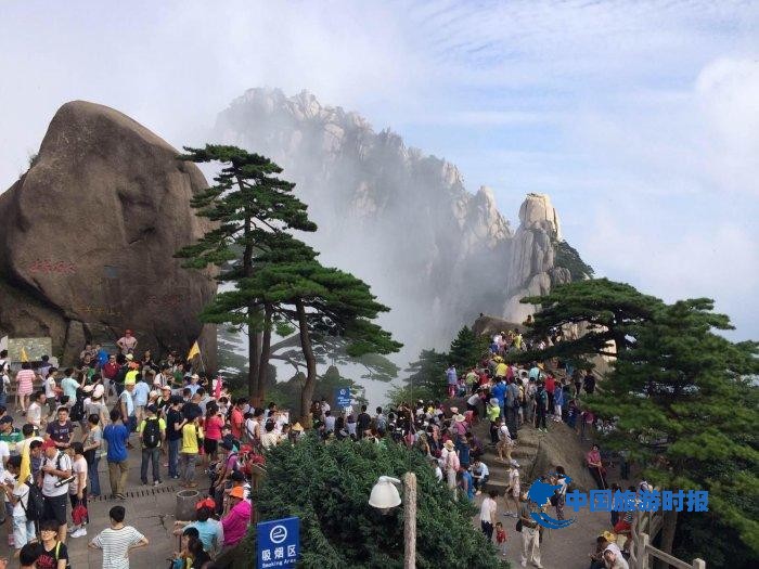 黄山奇松怪石云海温泉大集合，冬季版竟美到让人灵魂颤抖！