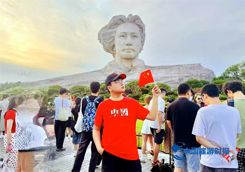 打卡橘子洲头：寻红色记忆，赏江洲风光